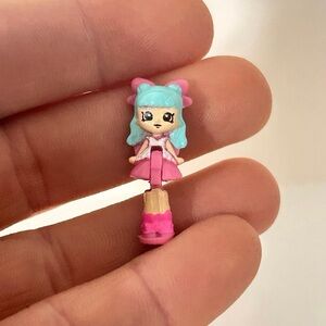 Jessicake Teeny Shoppie the Shopkins Lil' Secrets toy line.